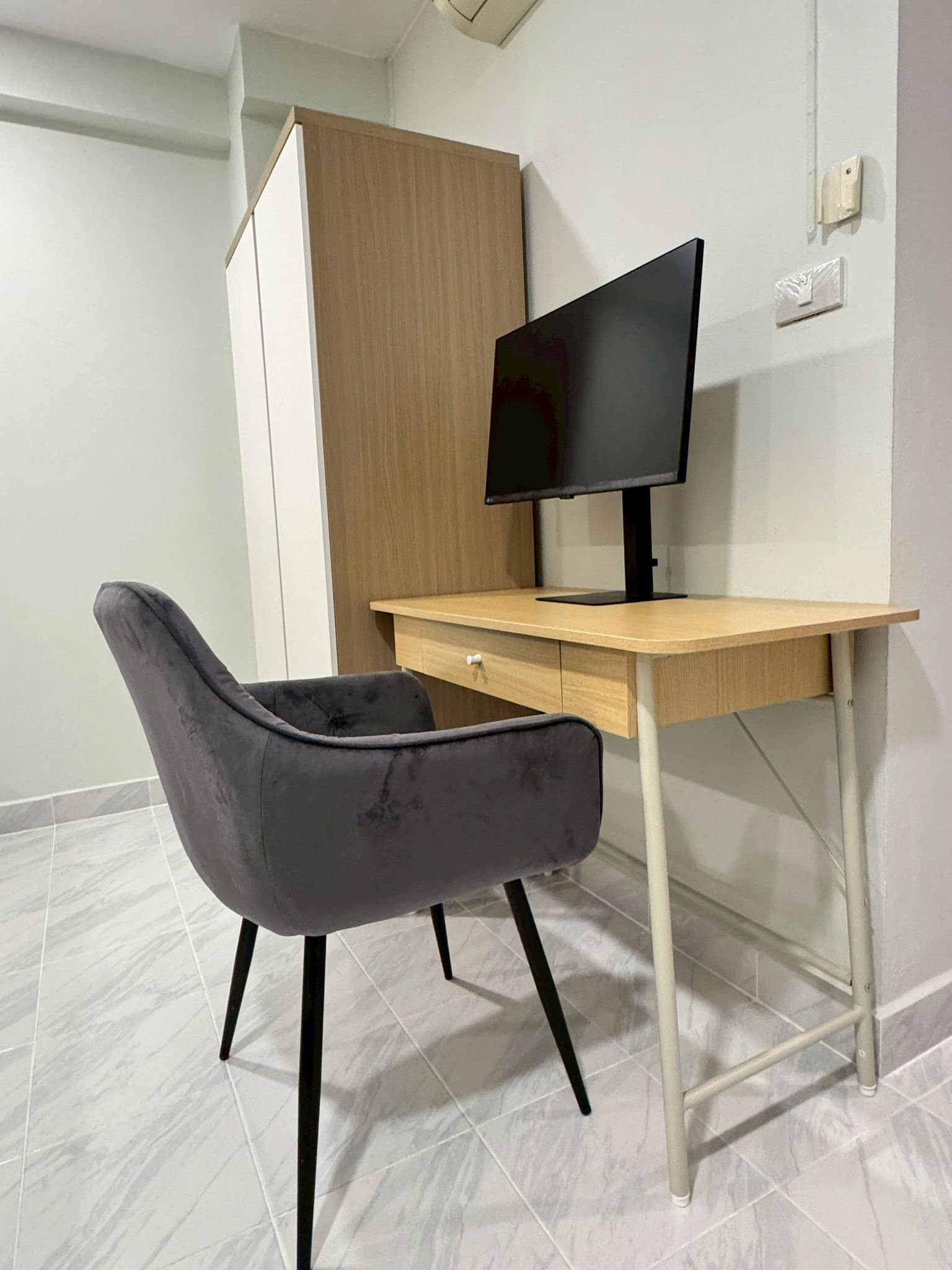 Jomtien Rimhad Condo - Image 4